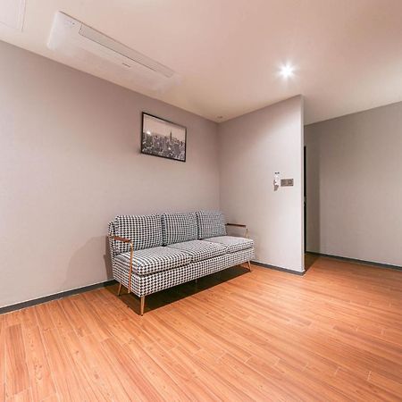 Pohang Brown Dot Hotel Buitenkant foto